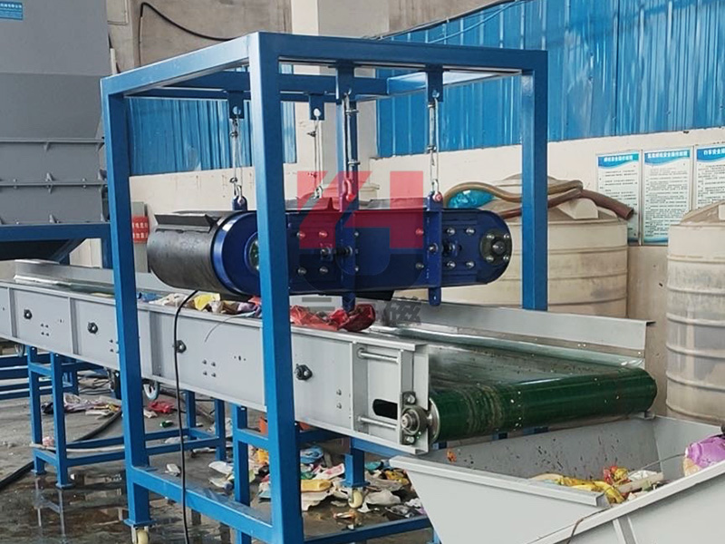 01813ffb5db12c25ba526452515ea9e